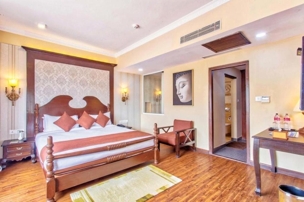 Da Yatra Courtyard Hotel & Resort Pokhara Exterior photo