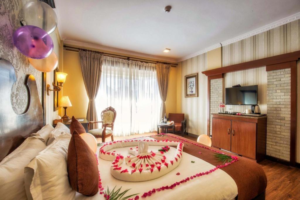 Da Yatra Courtyard Hotel & Resort Pokhara Exterior photo